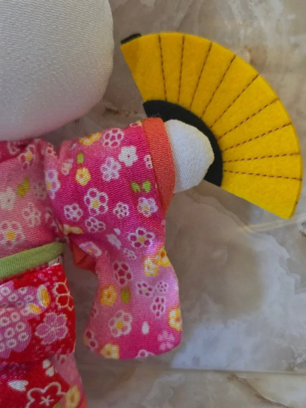 Sanrio Japan Hello Kitty Traditional Chirimen Pink Kimono Collectors Doll
